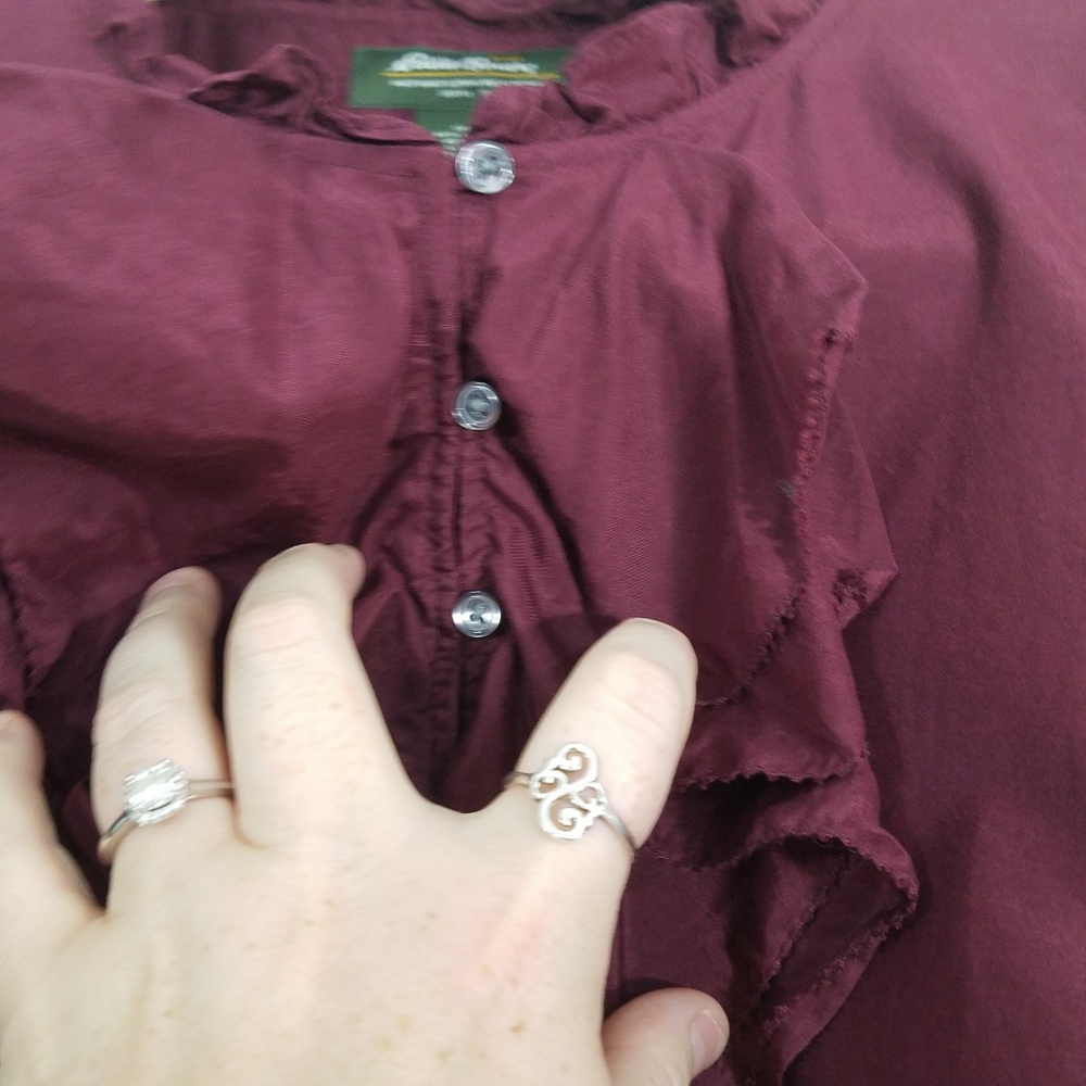 Eddie Bauer Blouse Ruffle Burgundy Plum Size M - Picture 4 of 5
